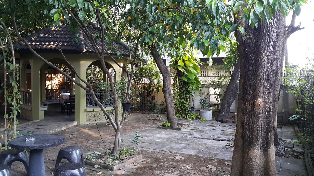 Coc Guest House & Hostel Chiang Mai Eksteriør billede