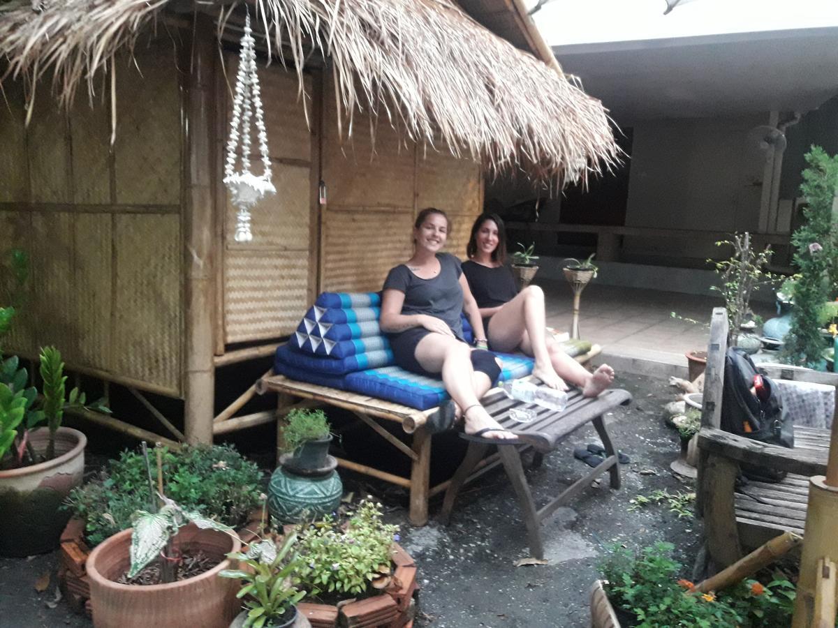 Coc Guest House & Hostel Chiang Mai Eksteriør billede