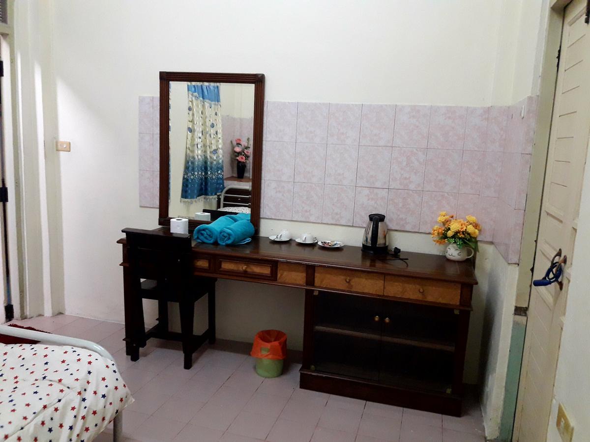 Coc Guest House & Hostel Chiang Mai Eksteriør billede